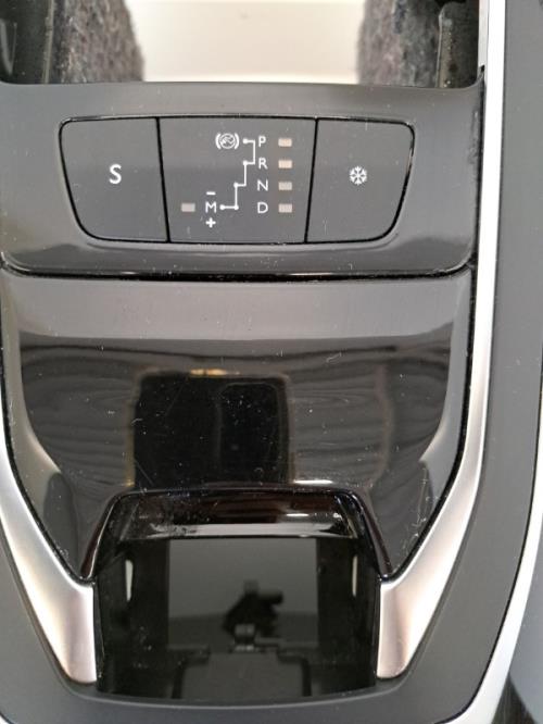 Image Console central (interieur plastique) - PEUGEOT 308 2