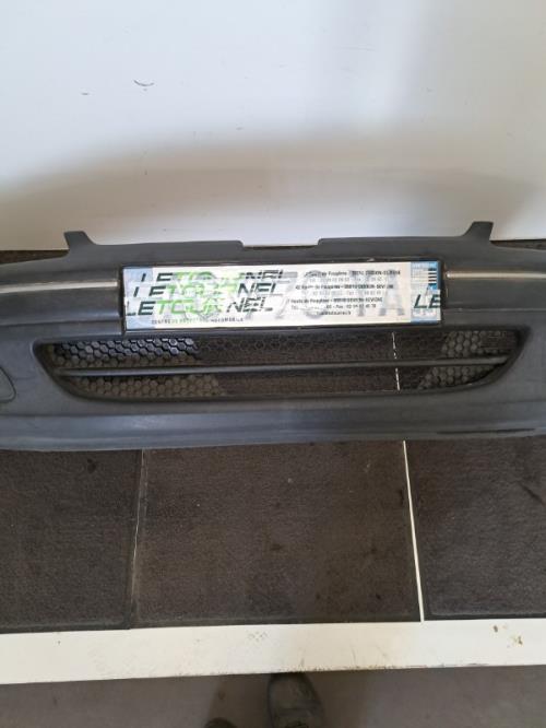 Image Pare choc avant - PEUGEOT 106