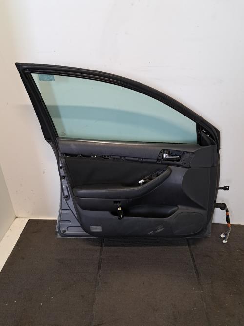 Image Porte avant gauche - TOYOTA AVENSIS 2