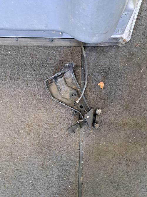 Image Porte laterale gauche - PEUGEOT 806