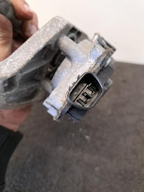 Image Moteur essuie glace avant - TOYOTA YARIS 2