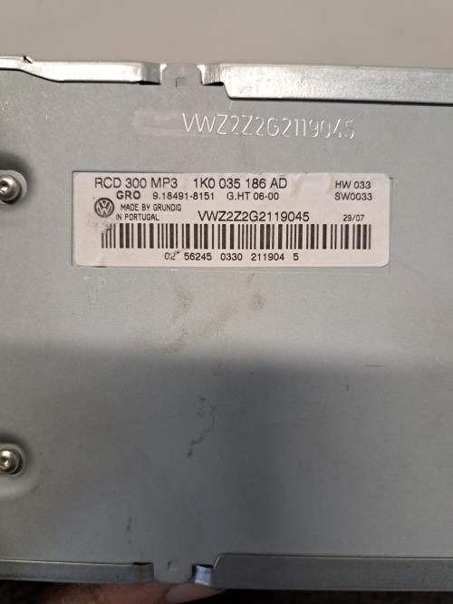Image Autoradio d'origine - VOLKSWAGEN GOLF 5
