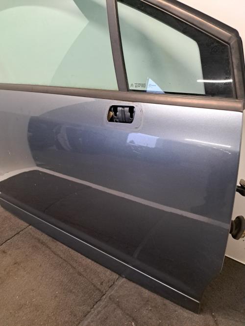 Image Porte avant droit - CITROEN C4 1
