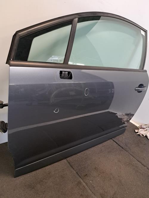 Image Porte avant gauche - CITROEN C4 1