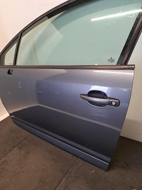 Image Porte avant gauche - CITROEN C4 1