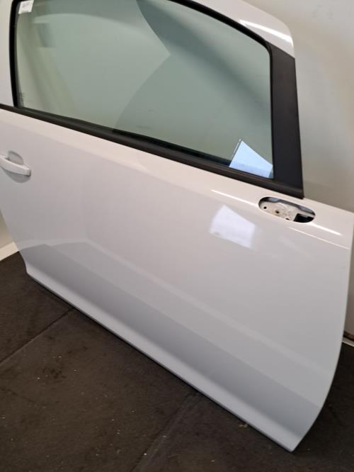 Image Porte avant droit - OPEL CORSA D
