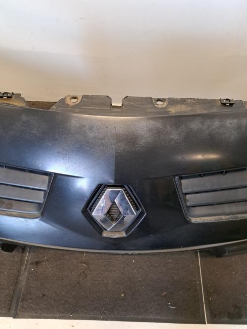 Image Pare choc avant - RENAULT MEGANE 2