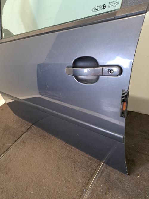 Image Porte avant gauche - FORD FIESTA 5