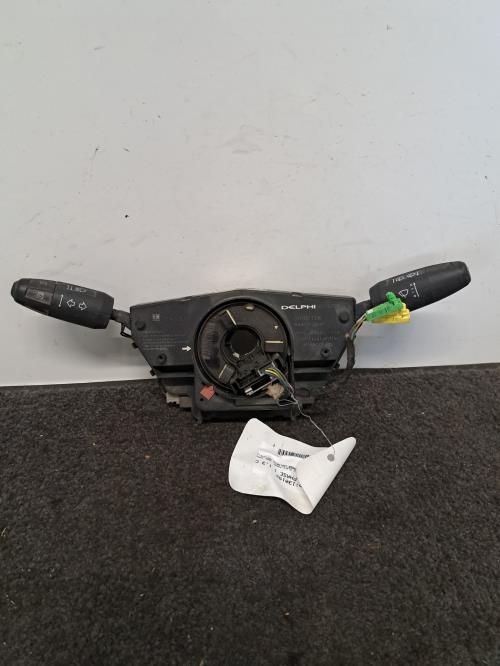Image Commodo - OPEL CORSA D