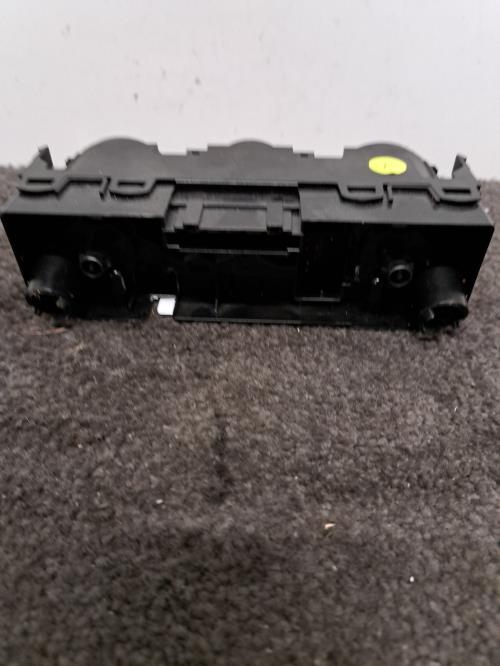 Image Commande chauffage - SKODA FABIA 3