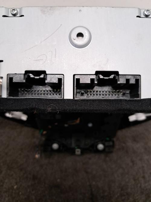 Image Autoradio d'origine - FORD FIESTA 6