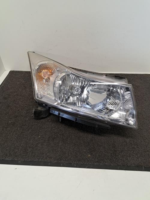 Image Optique avant principal droit (feux)(phare) - CHEVROLET CRUZE