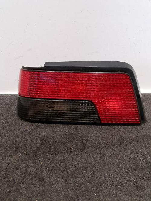Image Feu arriere principal gauche (feux) - PEUGEOT 405