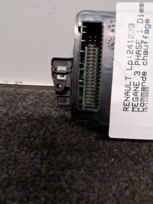 Image Commande chauffage - RENAULT MEGANE 3