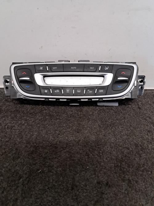 Image Commande chauffage - RENAULT MEGANE 3