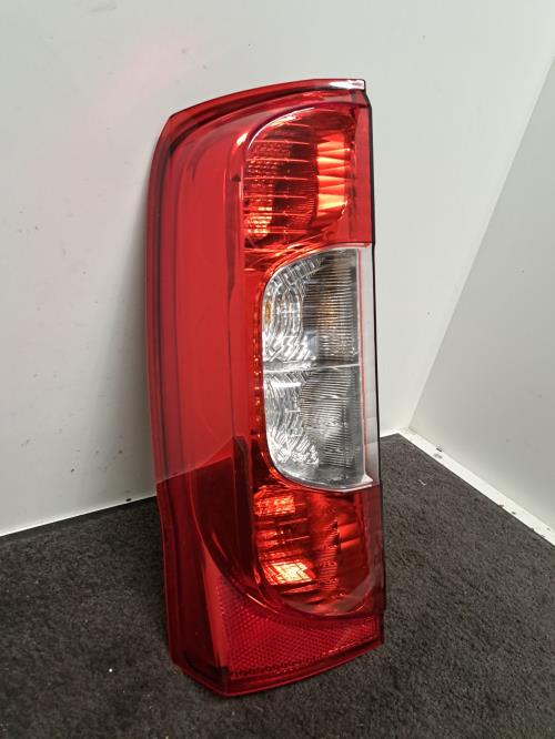 Image Feu arriere principal gauche (feux) - FIAT QUBO