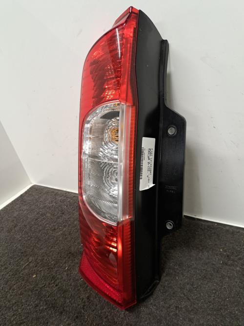 Image Feu arriere principal gauche (feux) - FIAT QUBO