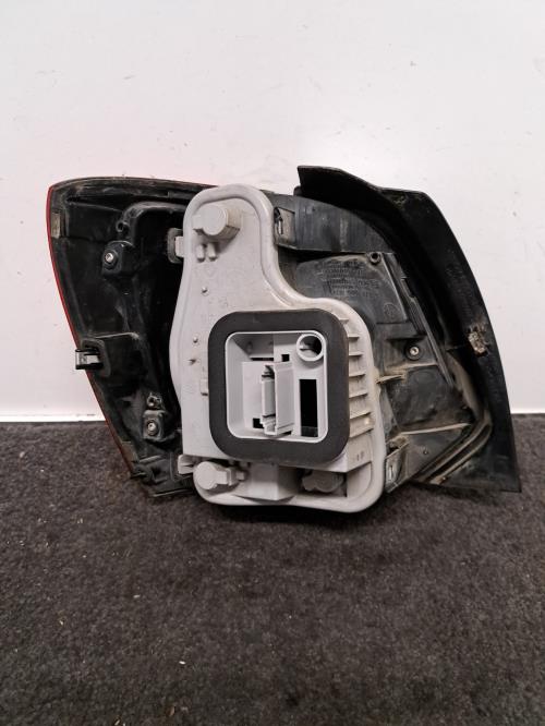 Image Feu arriere principal droit (feux) - VOLKSWAGEN POLO 5
