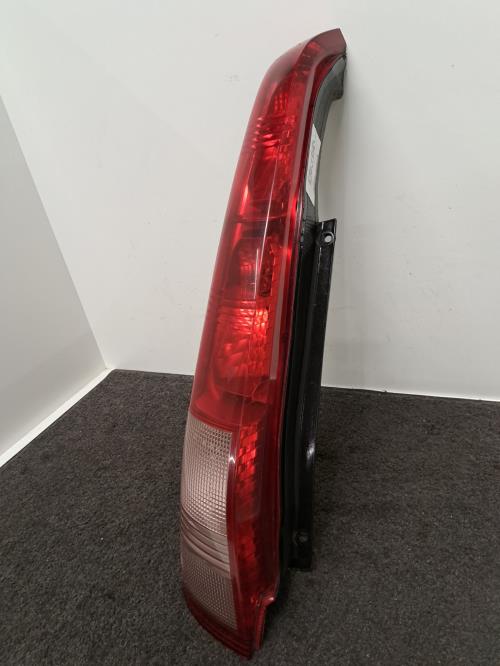 Image Feu arriere principal gauche (feux) - NISSAN X-TRAIL 1
