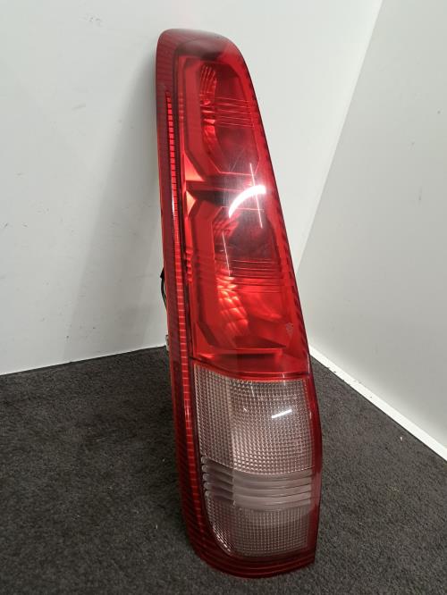 Image Feu arriere principal gauche (feux) - NISSAN X-TRAIL 1