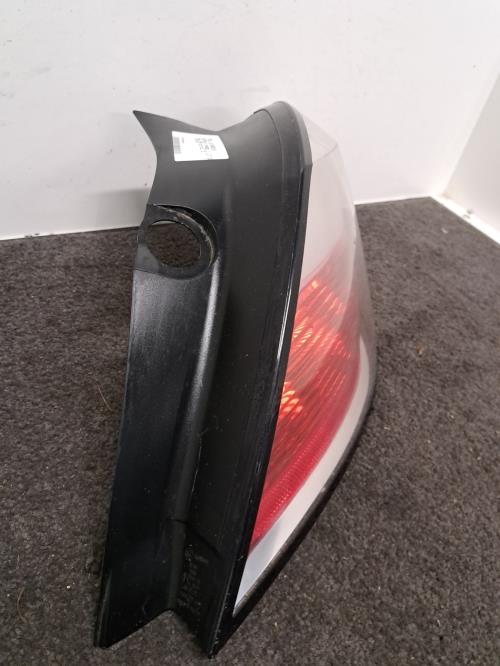 Image Feu arriere principal droit (feux) - OPEL ASTRA H
