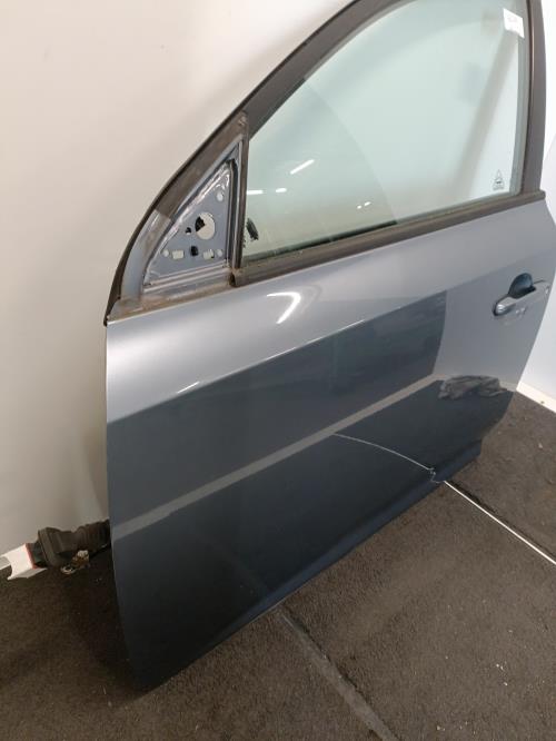 Image Porte avant gauche - KIA CEE-D 1