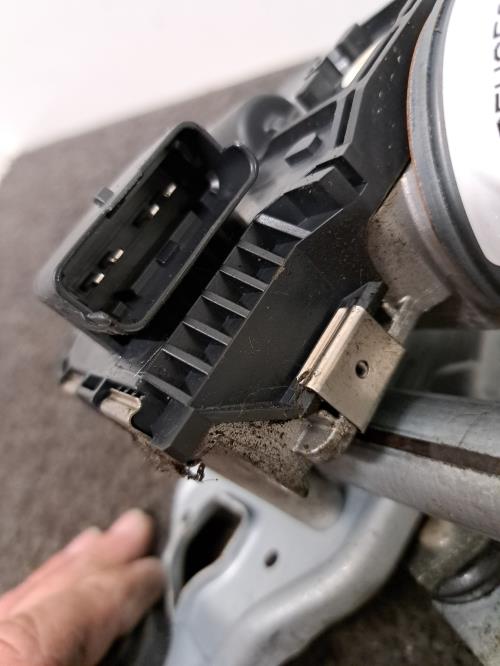 Image Moteur essuie glace avant droit - PEUGEOT 3008 1