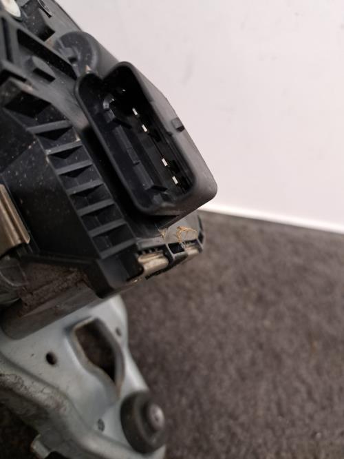 Image Moteur essuie glace avant gauche - PEUGEOT 3008 1