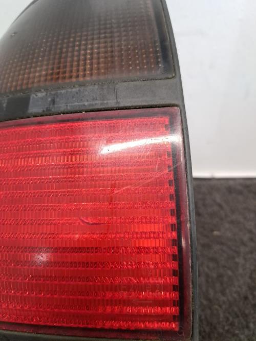 Image Feu arriere principal gauche (feux) - RENAULT LAGUNA 1