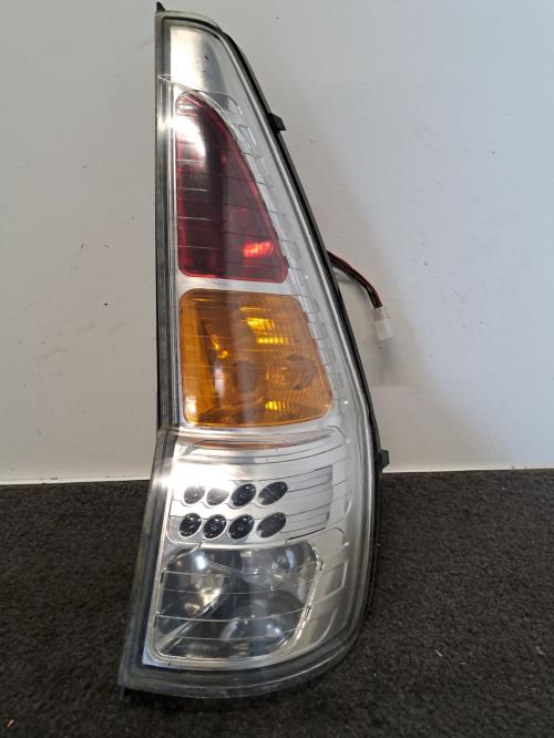 Image Feu arriere principal droit (feux) - MICROCAR M.GO