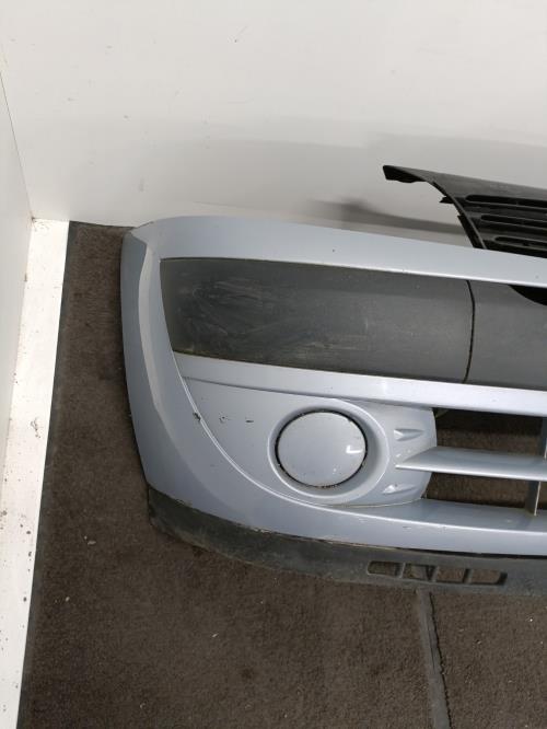 Image Pare choc avant - RENAULT CLIO 2