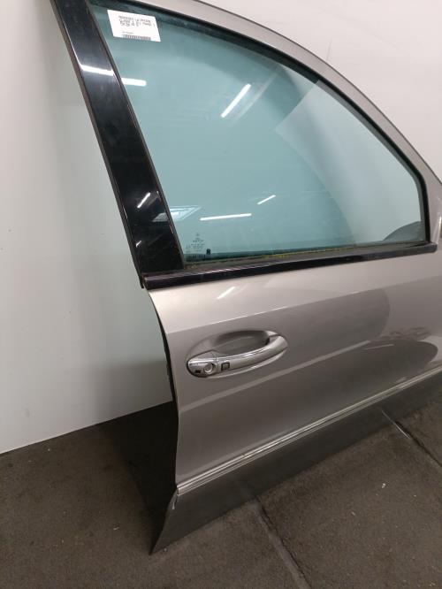 Image Porte avant droit - MERCEDES CLASSE E 211
