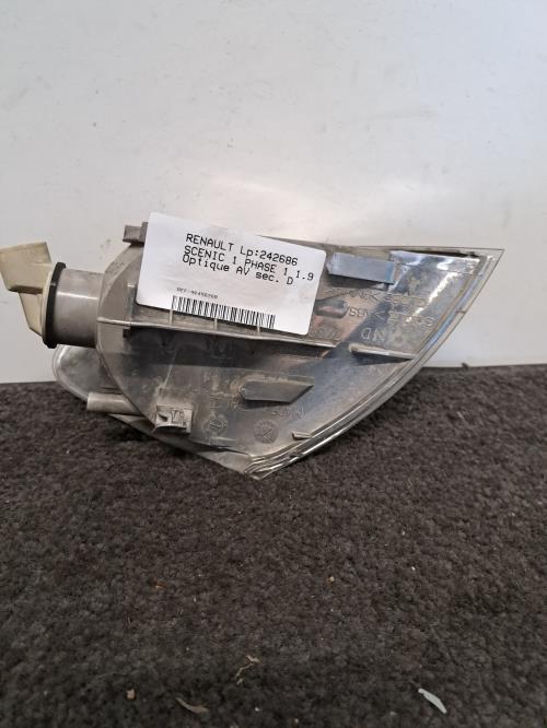 Image Optique avant secondaire droit (feux)(clignotant) - RENAULT SCENIC 1