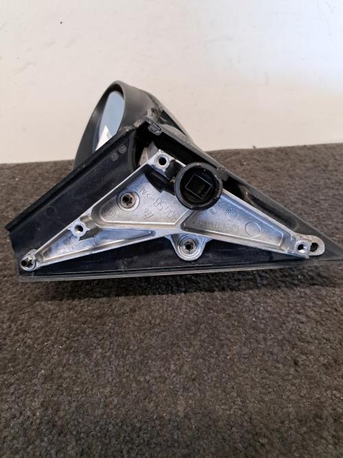 Image Retroviseur droit - BMW SERIE 1 E87