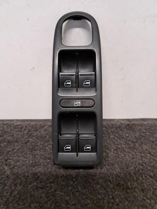 Image Interrupteur de leve vitre avant gauche - VOLKSWAGEN GOLF 6
