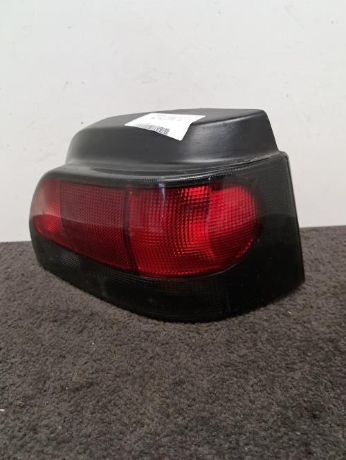 Image Feu arriere principal droit (feux) - RENAULT CLIO 1