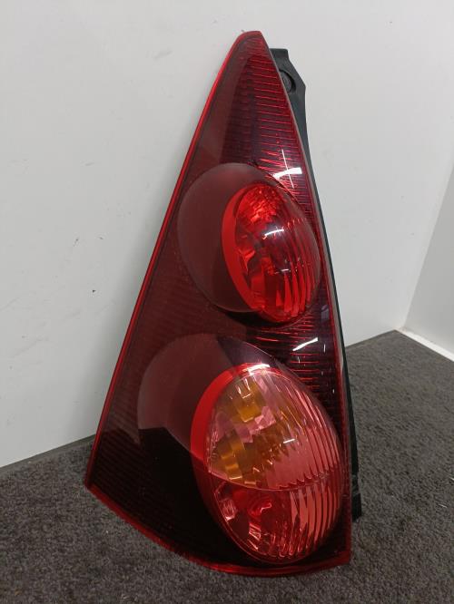 Image Feu arriere principal gauche (feux) - PEUGEOT 107