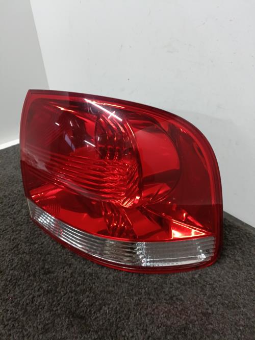 Image Feu arriere principal droit (feux) - VOLKSWAGEN TOUAREG 1