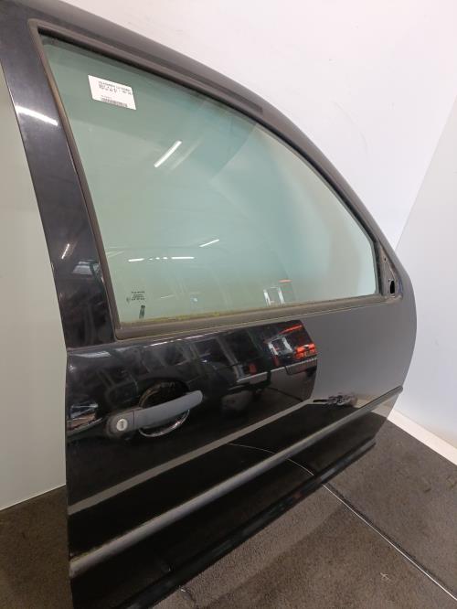 Image Porte avant droit - VOLKSWAGEN GOLF 4