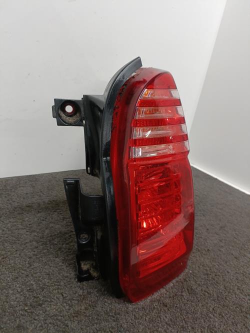 Image Feu arriere principal droit (feux) - PEUGEOT 5008 1