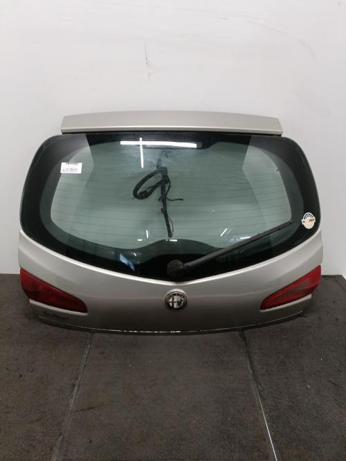 Image Malle/Hayon arriere - ALFA ROMEO 147