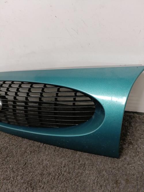 Image Calandre - FORD FIESTA 4