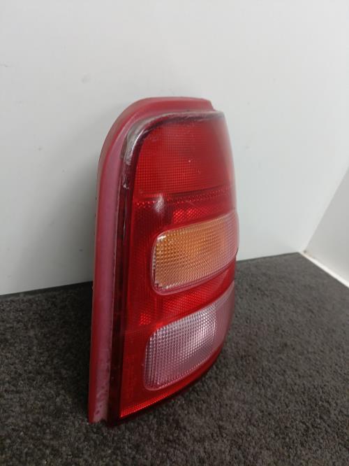 Image Feu arriere principal droit (feux) - NISSAN MICRA 2