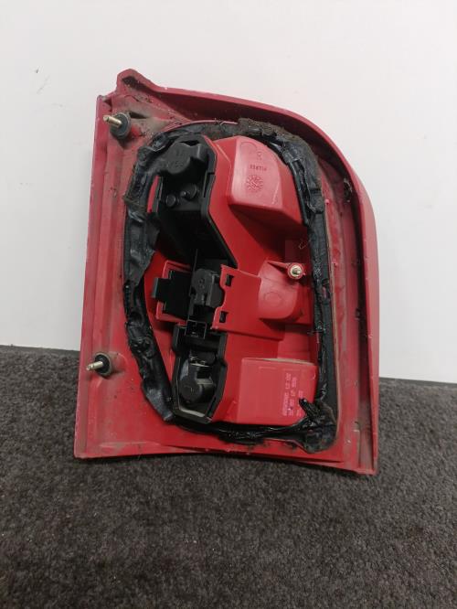 Image Feu arriere principal droit (feux) - NISSAN MICRA 2