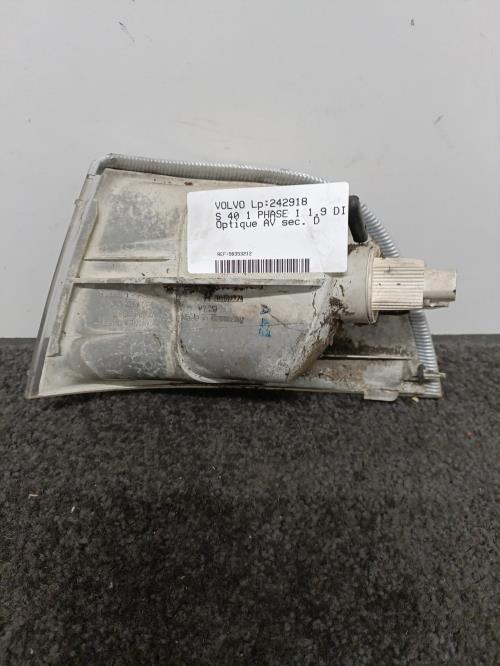 Image Optique avant secondaire droit (feux)(clignotant) - VOLVO S 40 1