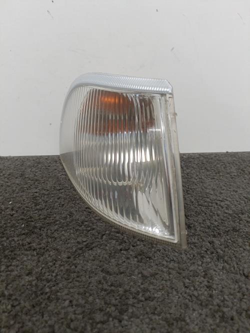 Image Optique avant secondaire droit (feux)(clignotant) - VOLVO S 40 1