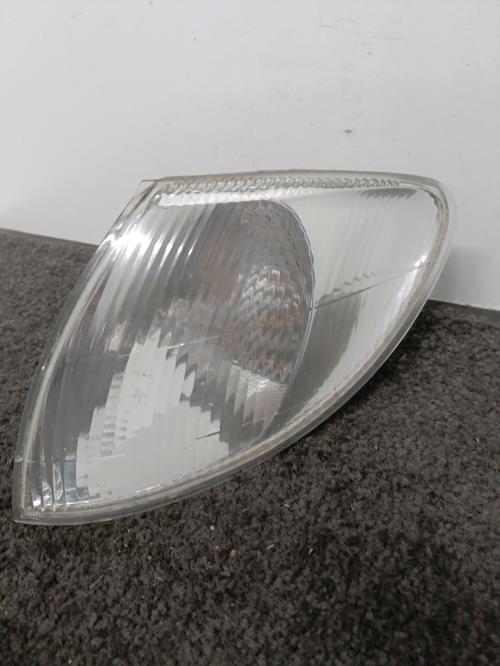Image Optique avant secondaire gauche (feux)(clignotant) - RENAULT MEGANE 1