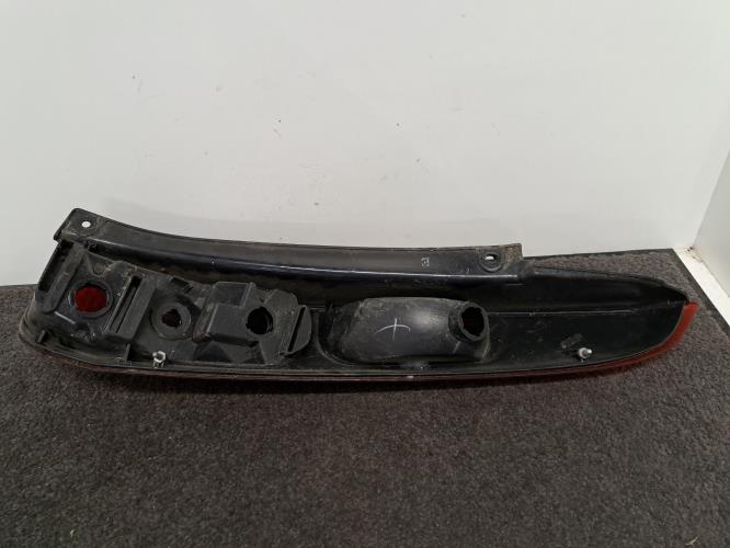 Image Feu arriere principal gauche (feux) - FORD FIESTA 5