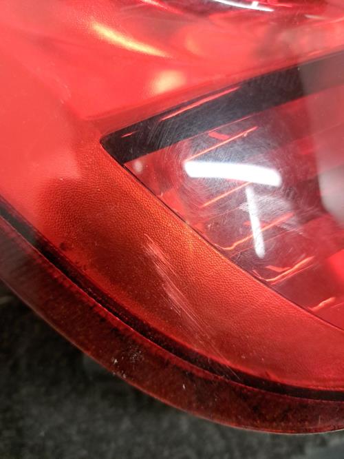 Image Feu arriere principal gauche (feux) - FORD FIESTA 5