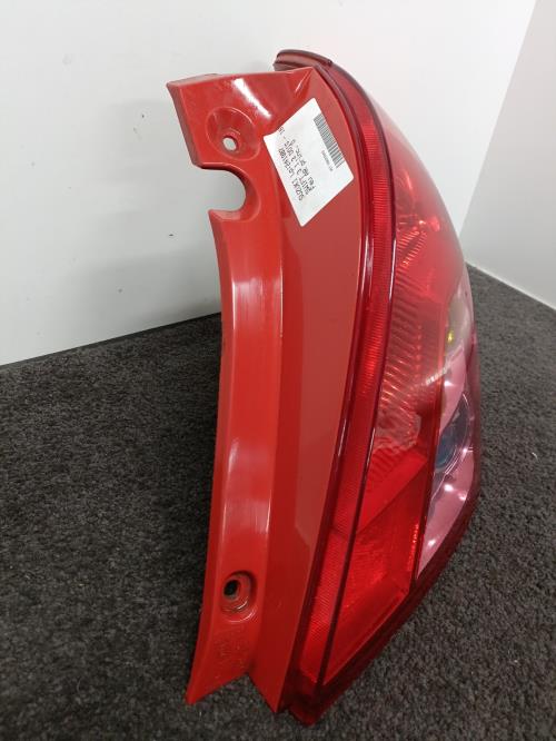 Image Feu arriere principal droit (feux) - SUZUKI SWIFT 3